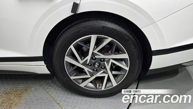 Hyundai Grandeur (GN7) 3.5 LPG 2WD (Taxi) Deluxe 2024 — фото 21