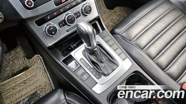 Volkswagen CC 2.0 TDI BlueMotion R-Line 2015 — фото 9