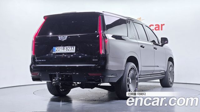 Cadillac Escalade (V) 6.2 ESV ESV Sports Platinum 2024 — фото 2
