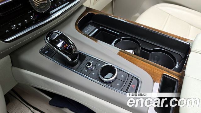 Cadillac Escalade (V) 6.2 ESV ESV Sports Platinum 2024 — фото 9