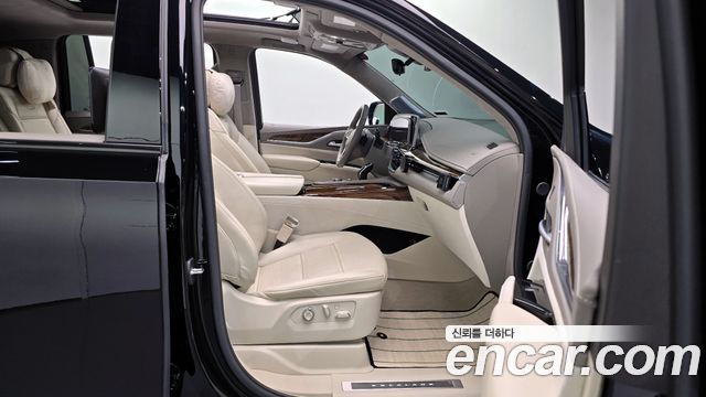 Cadillac Escalade (V) 6.2 ESV ESV Sports Platinum 2024 — фото 11