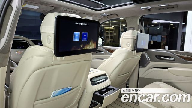 Cadillac Escalade (V) 6.2 ESV ESV Sports Platinum 2024 — фото 18