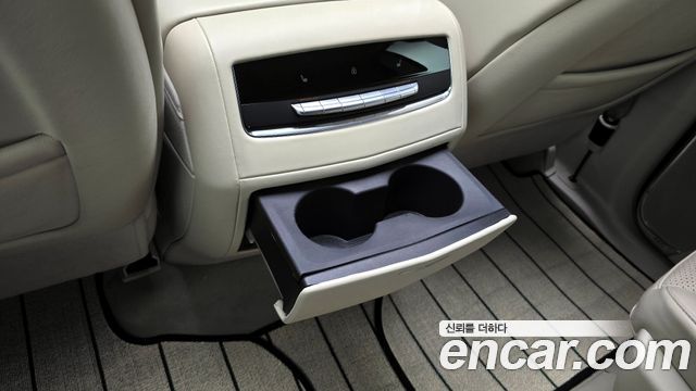 Cadillac Escalade (V) 6.2 ESV ESV Sports Platinum 2024 — фото 20