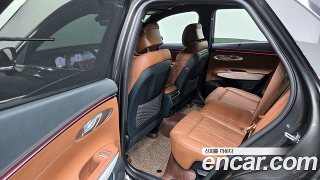 Genesis GV70 2.5T Gasoline AWD 2025 — фото 12