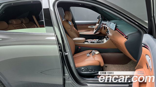 Genesis GV70 2.5T Gasoline AWD 2025 — фото 26
