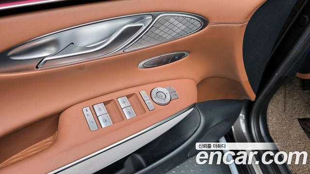 Genesis GV70 2.5T Gasoline AWD 2025 — фото 29