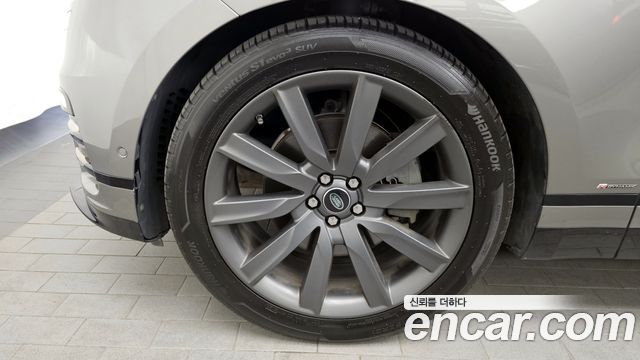 Land Rover Range Rover Velar 3.0 D300 R-Dynamic HSE 2019 — фото 5
