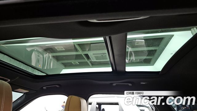 Land Rover Range Rover Velar 3.0 D300 R-Dynamic HSE 2019 — фото 18