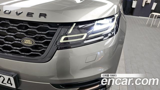 Land Rover Range Rover Velar 3.0 D300 R-Dynamic HSE 2019 — фото 22