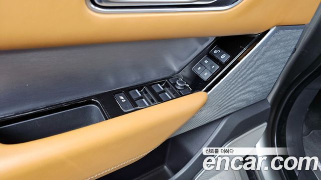 Land Rover Range Rover Velar 3.0 D300 R-Dynamic HSE 2019 — фото 39