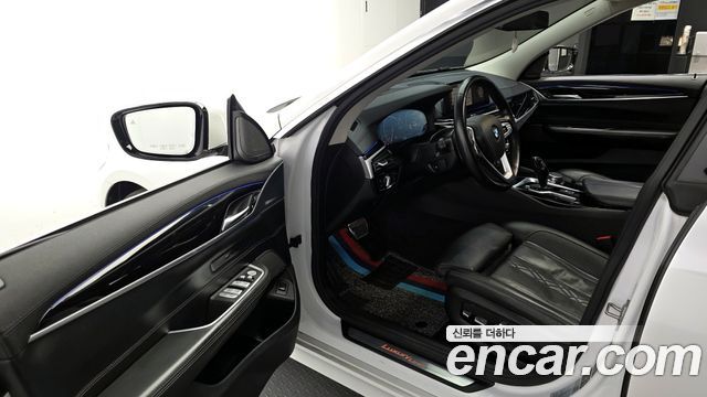 BMW 6 Series GT (G32) 640i xDrive Luxury 2019 — фото 10