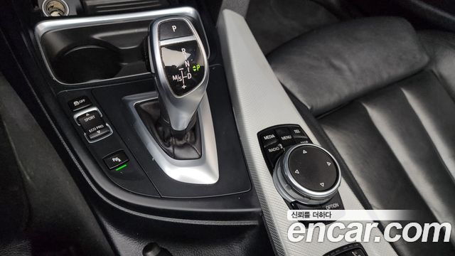 BMW 4 Series (F32) 428i M Sport Convertible 2015 — фото 9