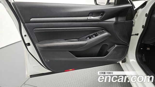 Nissan Altima (L34) 2.5 Special Edition 2019 — фото 24