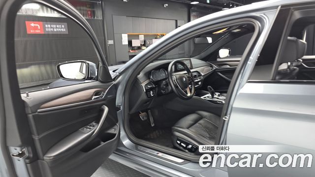 BMW 5 Series (G30) 520d M Sport Package Plus 2017 — фото 10