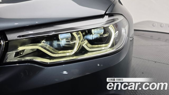 BMW 5 Series (G30) 520d M Sport Package Plus 2017 — фото 22