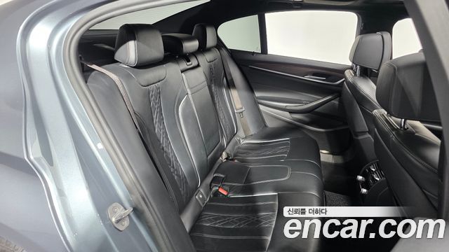 BMW 5 Series (G30) 520d M Sport Package Plus 2017 — фото 26