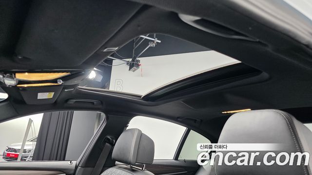 BMW 5 Series (G30) 520d M Sport Package Plus 2017 — фото 32