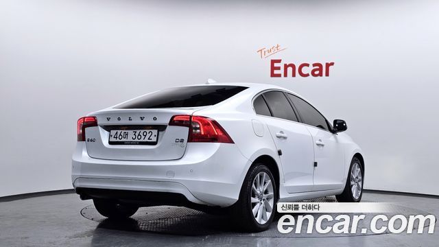 Volvo S60 D2 2nd 2014 — фото 2