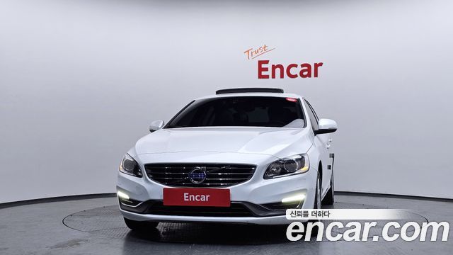 Volvo S60 D2 2nd 2014 — фото 3