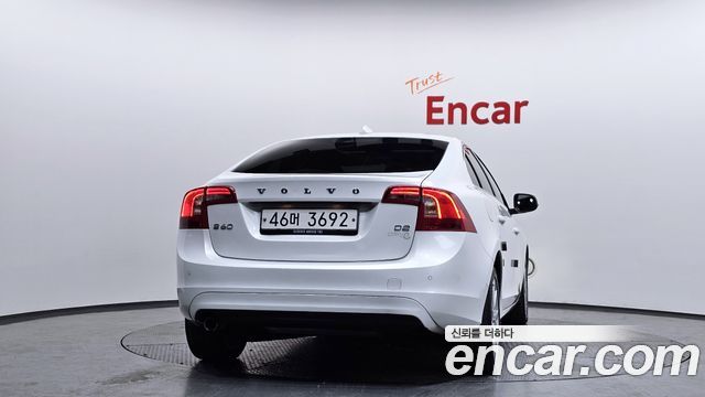 Volvo S60 D2 2nd 2014 — фото 4