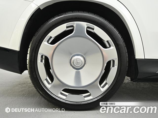 Mercedes-Benz GLS-Class (X167) Maybach GLS600 4MATIC 2021 — фото 5