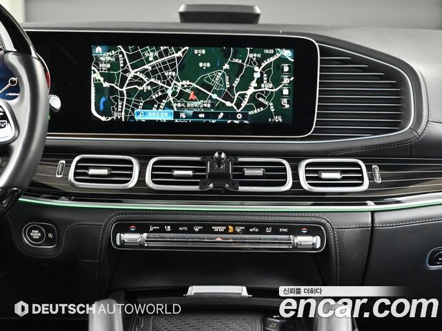 Mercedes-Benz GLS-Class (X167) Maybach GLS600 4MATIC 2021 — фото 18