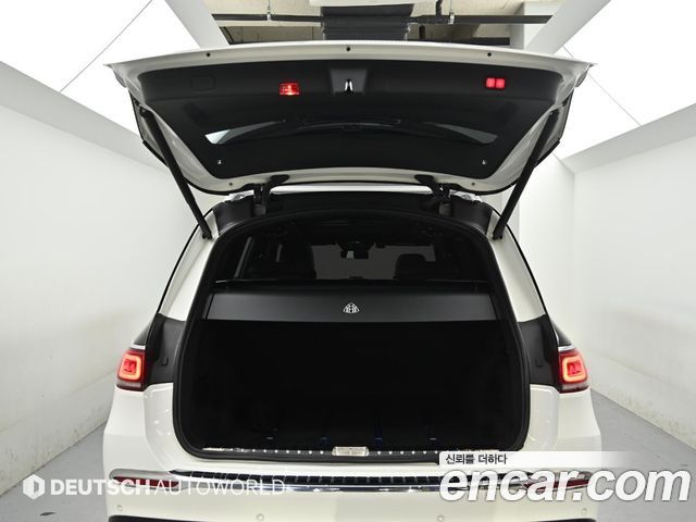 Mercedes-Benz GLS-Class (X167) Maybach GLS600 4MATIC 2021 — фото 23