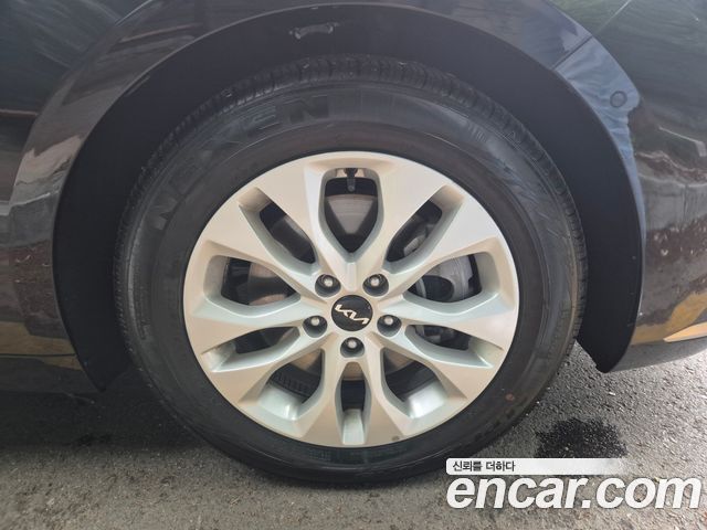 Kia K8 2.5 Gasoline 2WD Noblesse 2022 — фото 18