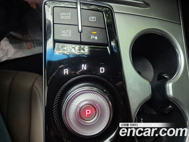 Kia K8 2.5 Gasoline 2WD Noblesse 2022 — фото 20