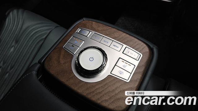 Genesis G80 (RG3) Gasoline 2.5 Turbo AWD 2023 — фото 14