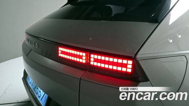Hyundai Ioniq 5 Long range Commercial Long Range Package 2024 — фото 18