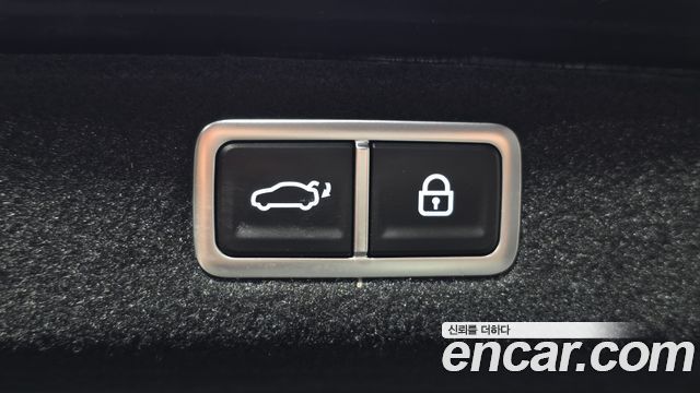 Hyundai Grandeur (GN7) 2,5 Gasoline 2WD Exclusive 2023 — фото 20