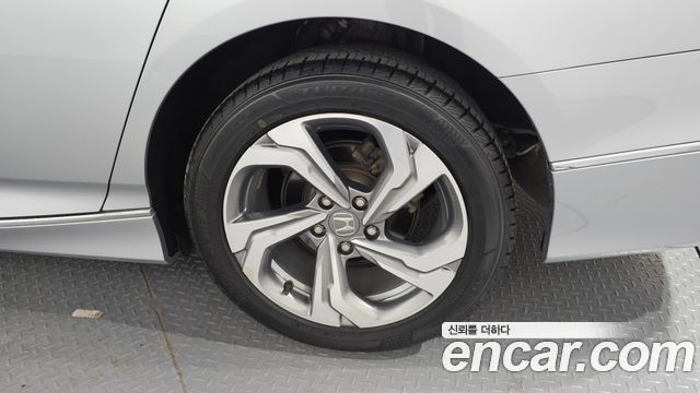 Honda Accord (X) 1.5 Turbo 2019 — фото 21