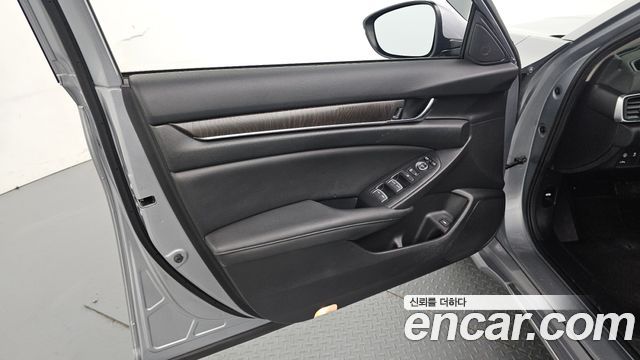 Honda Accord (X) 1.5 Turbo 2019 — фото 24