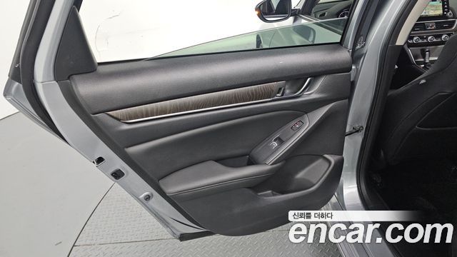 Honda Accord (X) 1.5 Turbo 2019 — фото 25