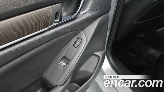 Honda Accord (X) 1.5 Turbo 2019 — фото 28