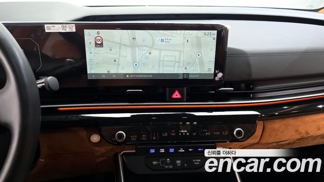 Kia Carnival (IV) Gasoline 9-Seater Hi Limousine (7-seater Limousine(Special vehicle) 2025 — фото 13