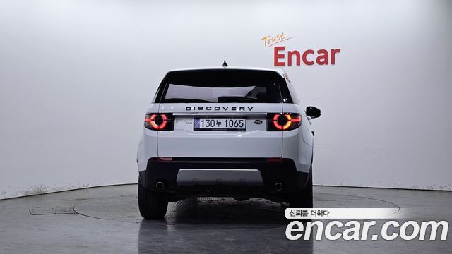 Land Rover Discovery Sport 2.0 TD4 HSE Luxury 2017 — фото 4