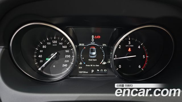 Land Rover Discovery Sport 2.0 TD4 HSE Luxury 2017 — фото 8