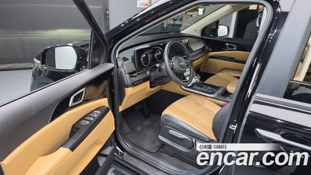 Kia Carnival (IV) Diesel 9-Seater Prestige 2023 — фото 10