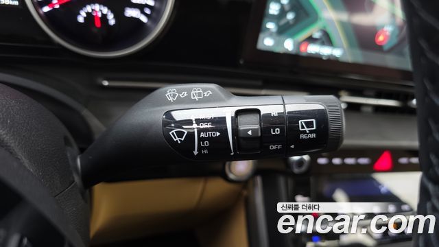 Kia Carnival (IV) Diesel 9-Seater Prestige 2023 — фото 16