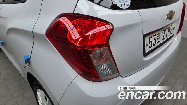 Chevrolet Spark LS 2019 — фото 23