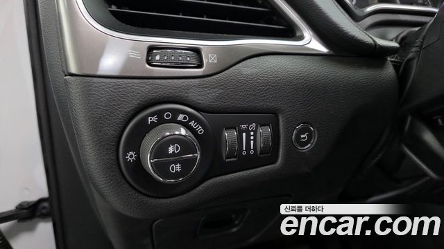 Jeep Cherokee (KL) 2.4 Longitude High AWD 2019 — фото 18