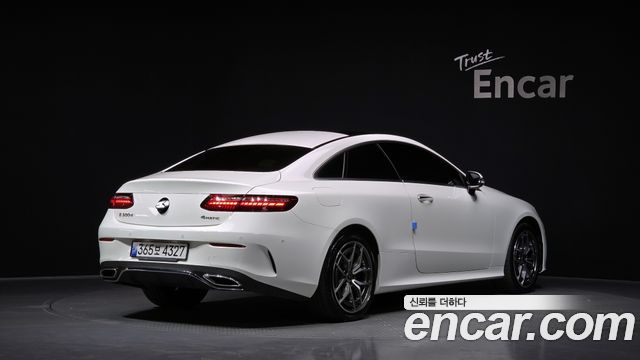 Mercedes-Benz E-Class (W213) E300d 4MATIC Coupe 2022 — фото 2