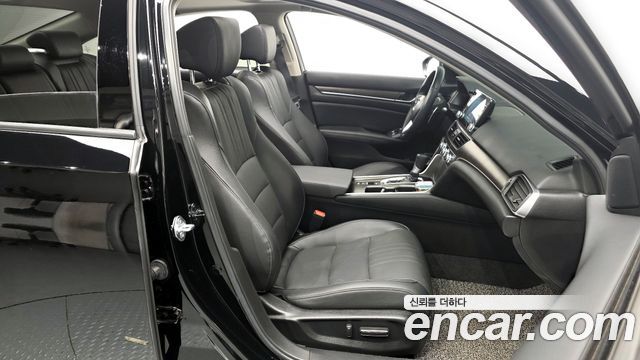 Honda Accord (X) 1.5 Turbo 2021 — фото 26