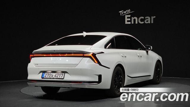 Kia K8 2.5 Gasoline 2WD Noblesse Light 2025 — фото 2