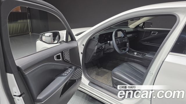 Kia K8 2.5 Gasoline 2WD Noblesse Light 2025 — фото 10