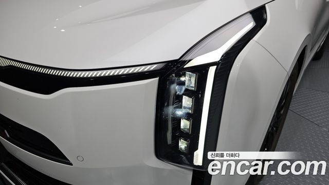 Kia K8 2.5 Gasoline 2WD Noblesse Light 2025 — фото 22