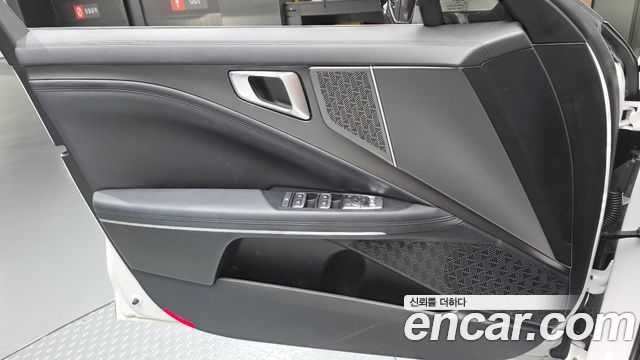 Kia K8 2.5 Gasoline 2WD Noblesse Light 2025 — фото 24