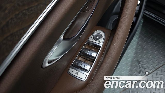 Mercedes-Benz E-Class (W213) E300e 4MATIC Exclusive 2021 — фото 36